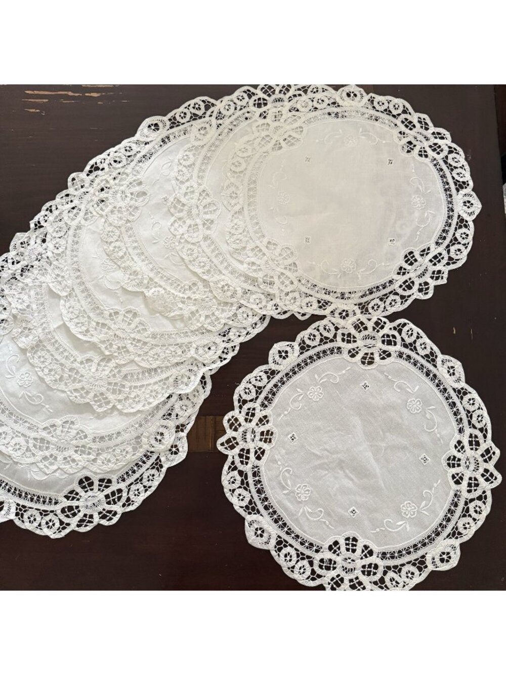 Vintage Set Of 8 Round Placemats Battenburg Lace Embroidered Warm White 16” Diam